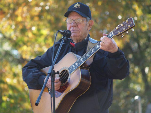 PapaByrdCapandGuitarWillTravel.jpg
